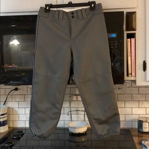 ❤️ Grey softball pants ❤️